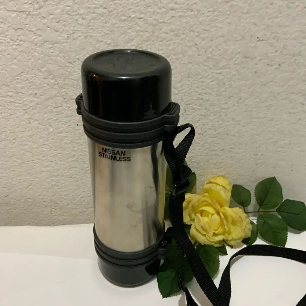 Nippon Sanso Nissan Thermos Stainless Vacuum Bottle HSS-900 0.9L